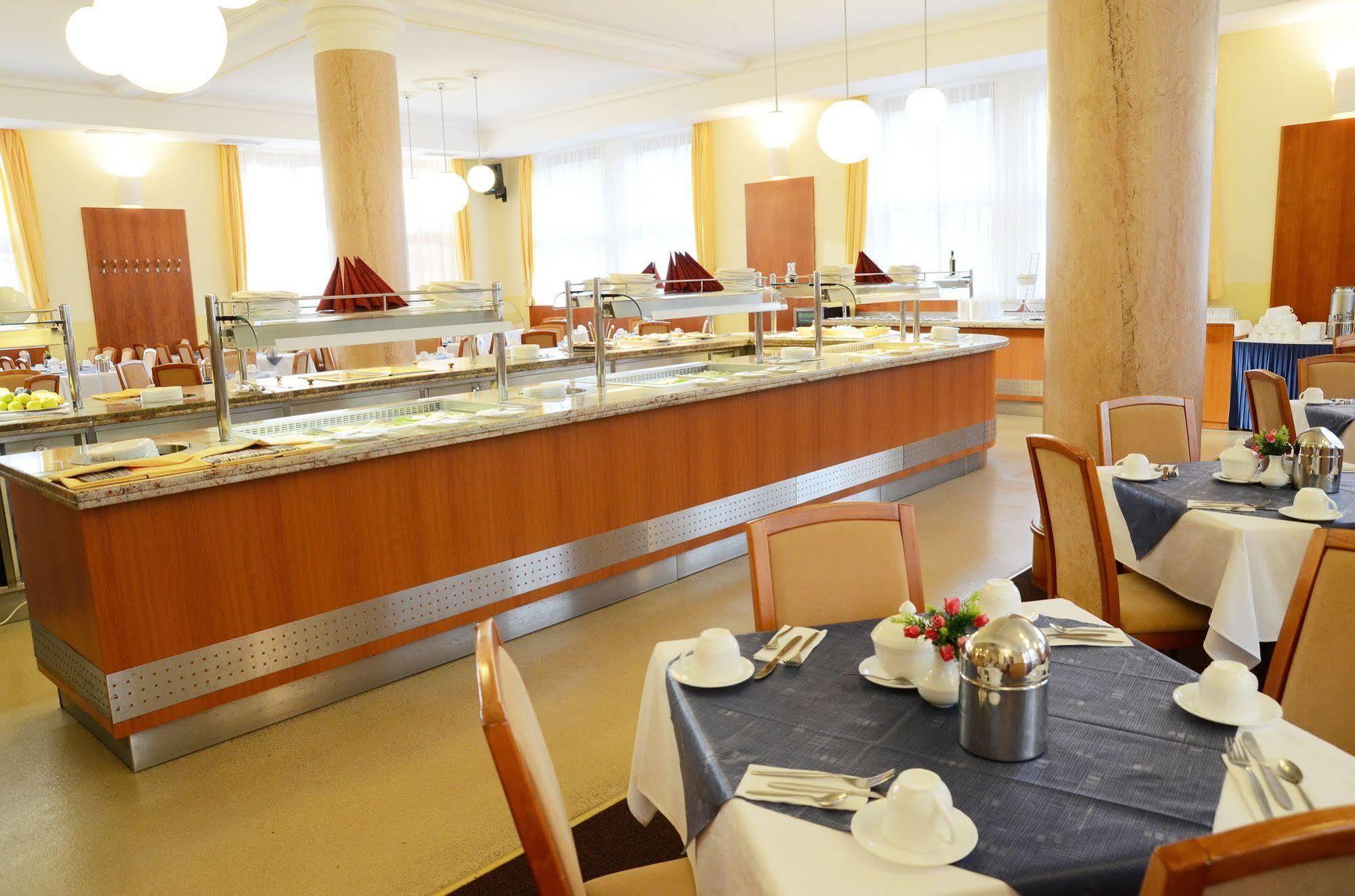 Hotel Vz Bedrichov Špindlerŭv Mlýn Buitenkant foto